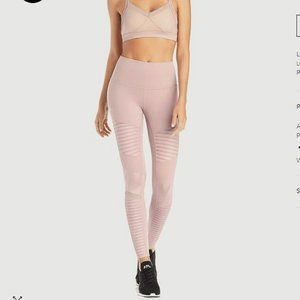 ALO Yoga Motto Leggings / XS / 25" / Dusty Pink